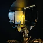 Le Bovary Diamond * Heron