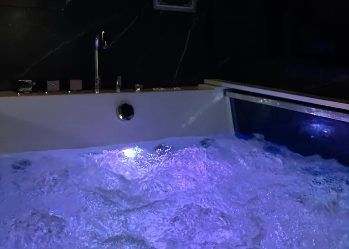 Hotel Le Bovary Diamond *