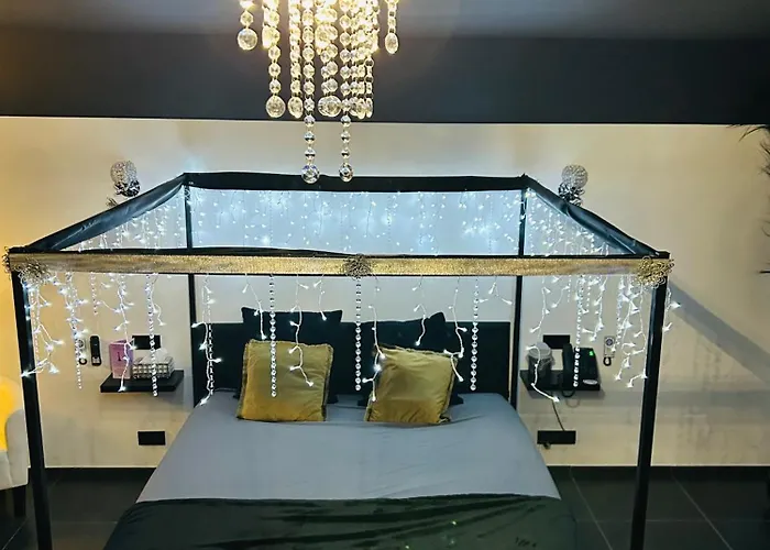 Le Bovary Diamond Heron